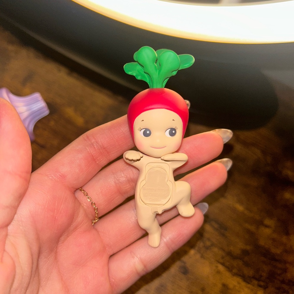 Sonny angel radish hipper